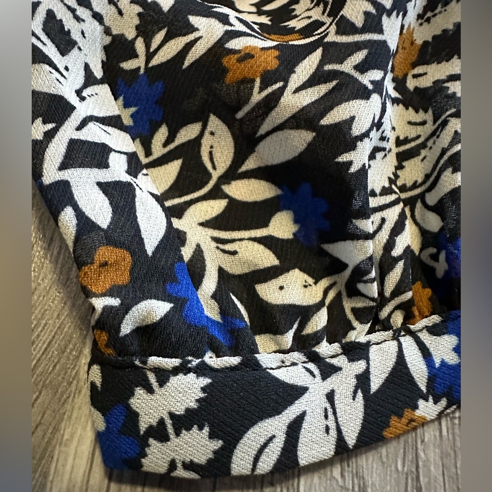 Skies Are Blue BOHO Long Sleeve Floral Bubble Sleeve V‎ Neck Blouse Size Medium - Picture 3 of 16